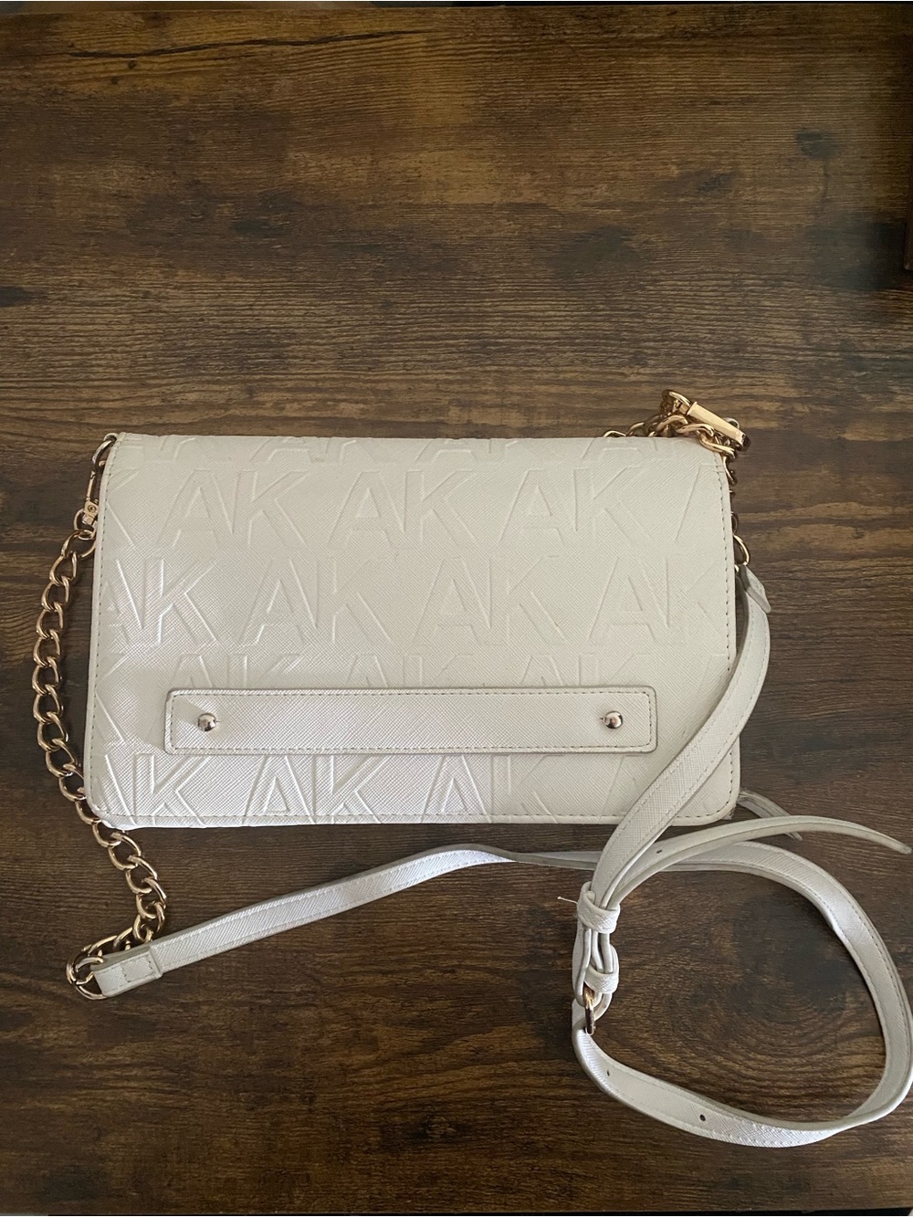Anne Klein white crossbody wallet bag gold chain
